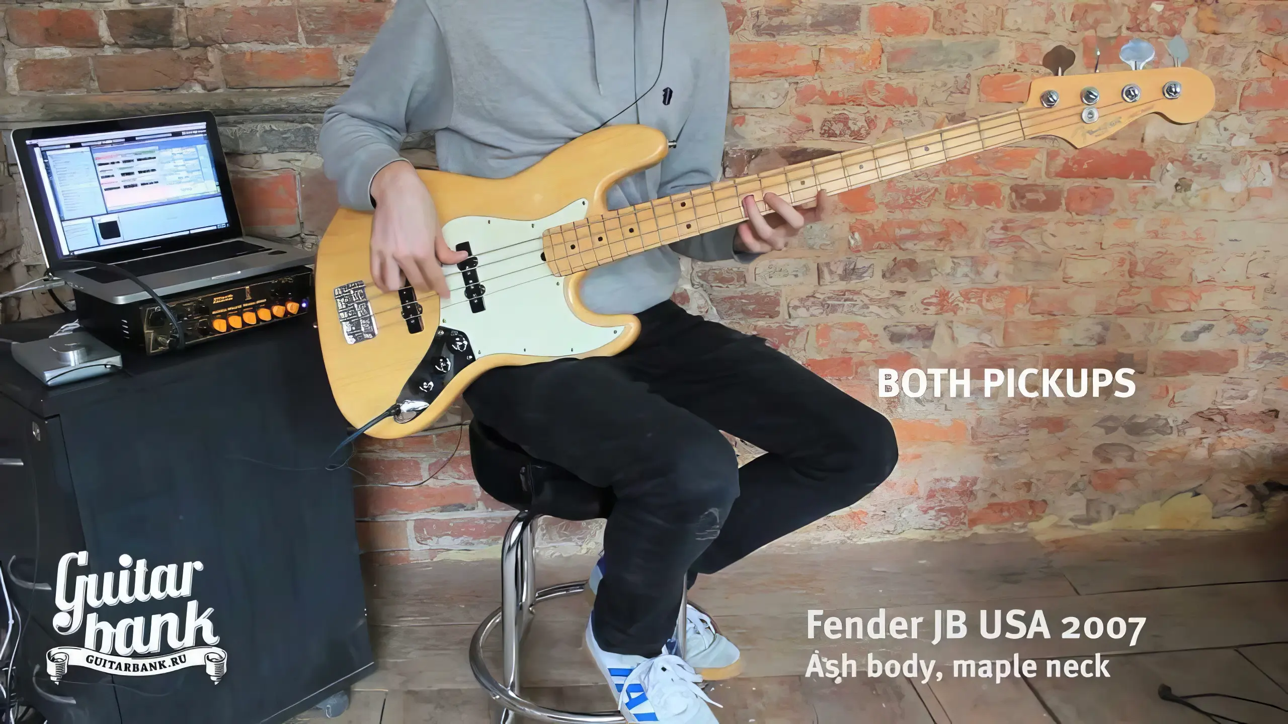 YouTube Precel and Jazz Bass comparision
