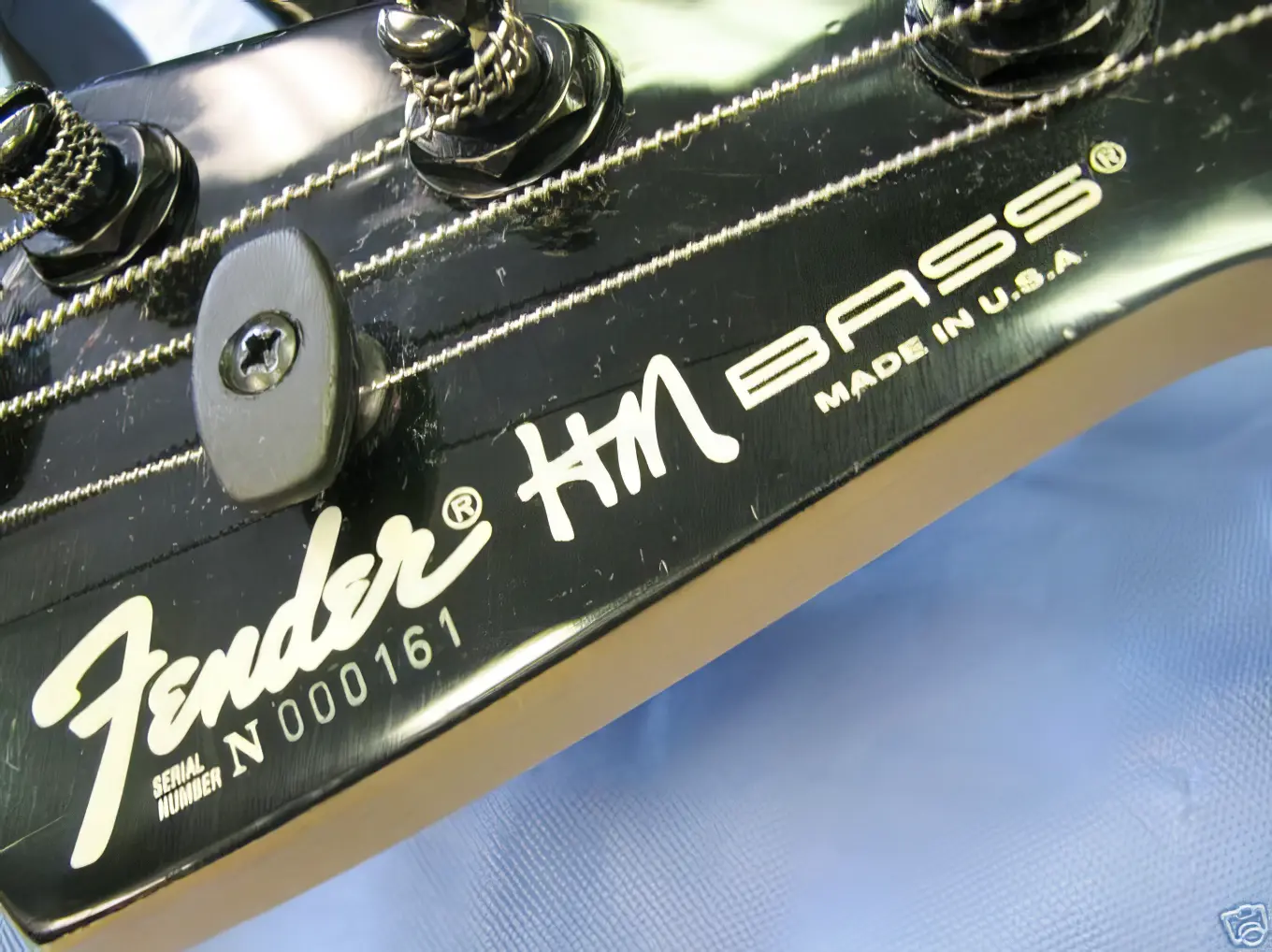 Pięciostrunowy Fender HM - zbliżenie na główkę gitara fender hm stratocaster