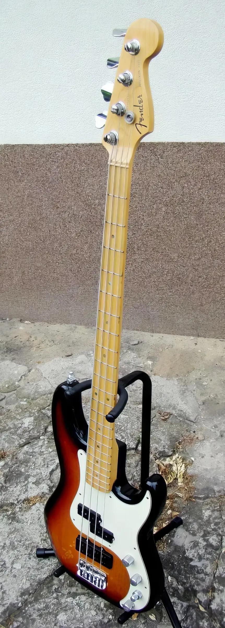 Fender P-Bass American Deluxe ’98 gitara fender pbass american deluxe 1998