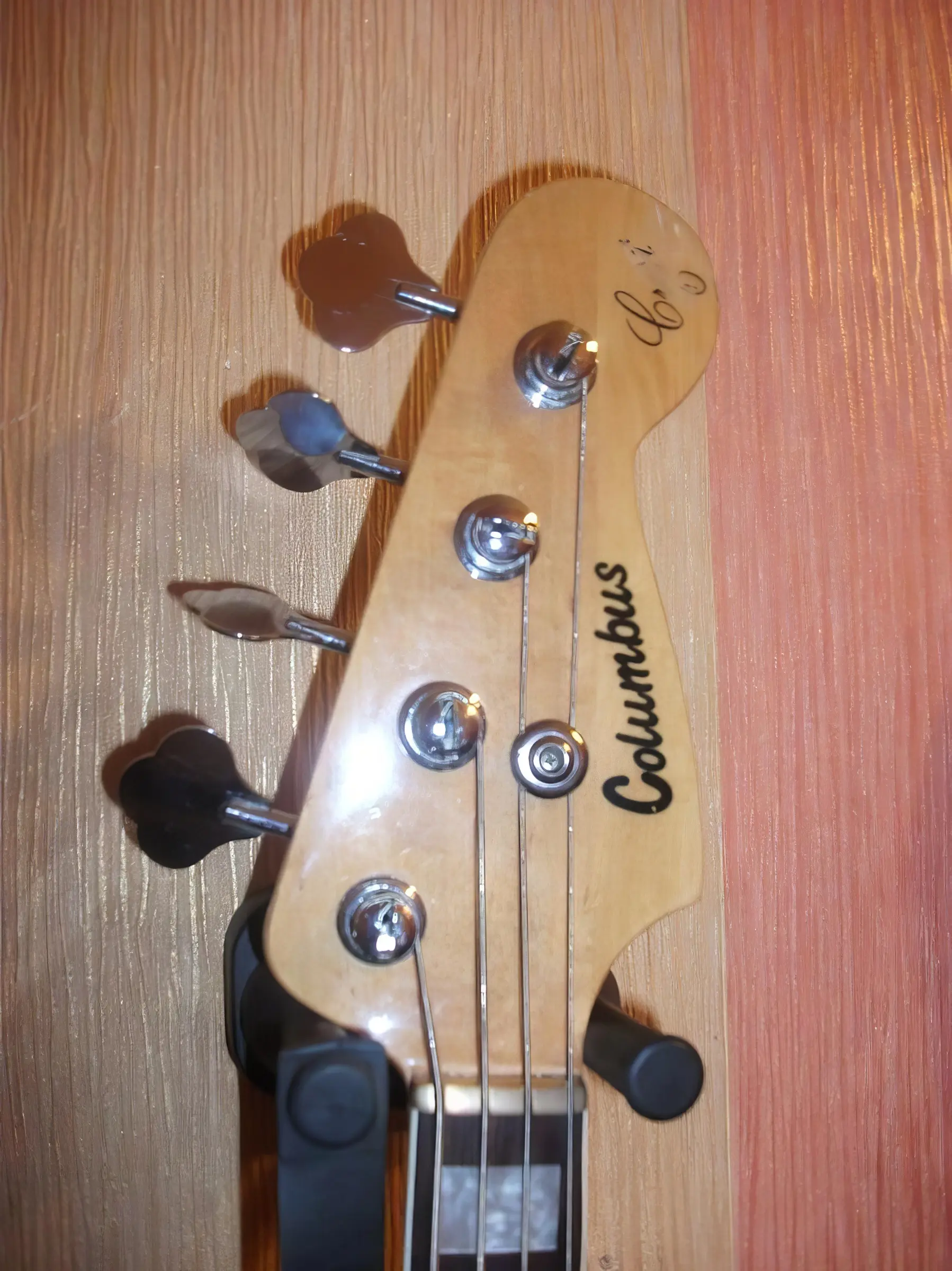 gitara jazz bass columbus 84