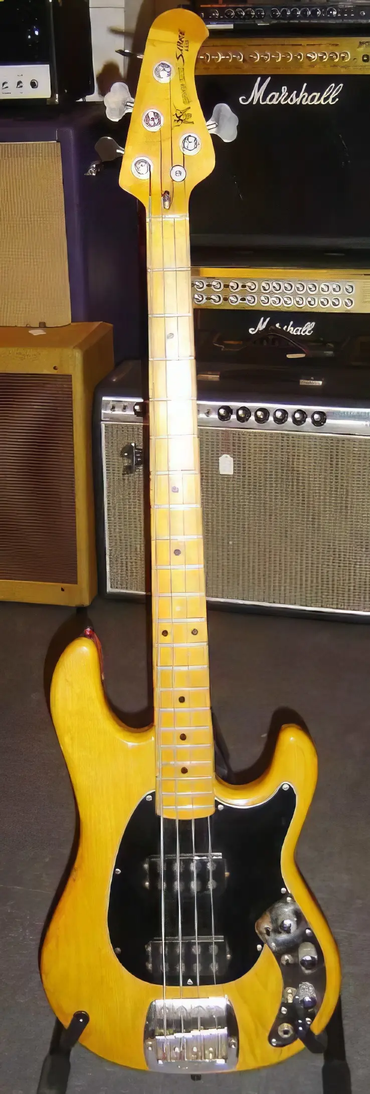 gitara music man sabre bass 1979