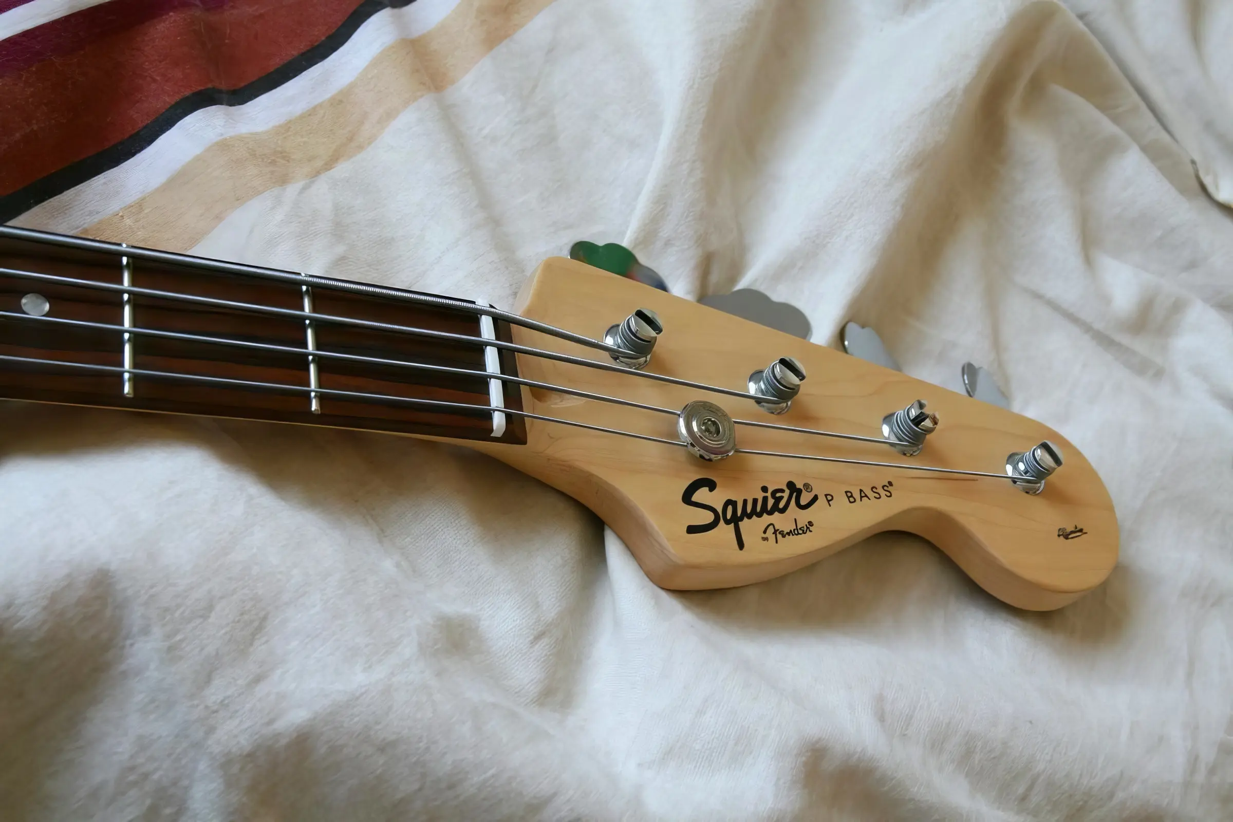 gitara squier by fender
