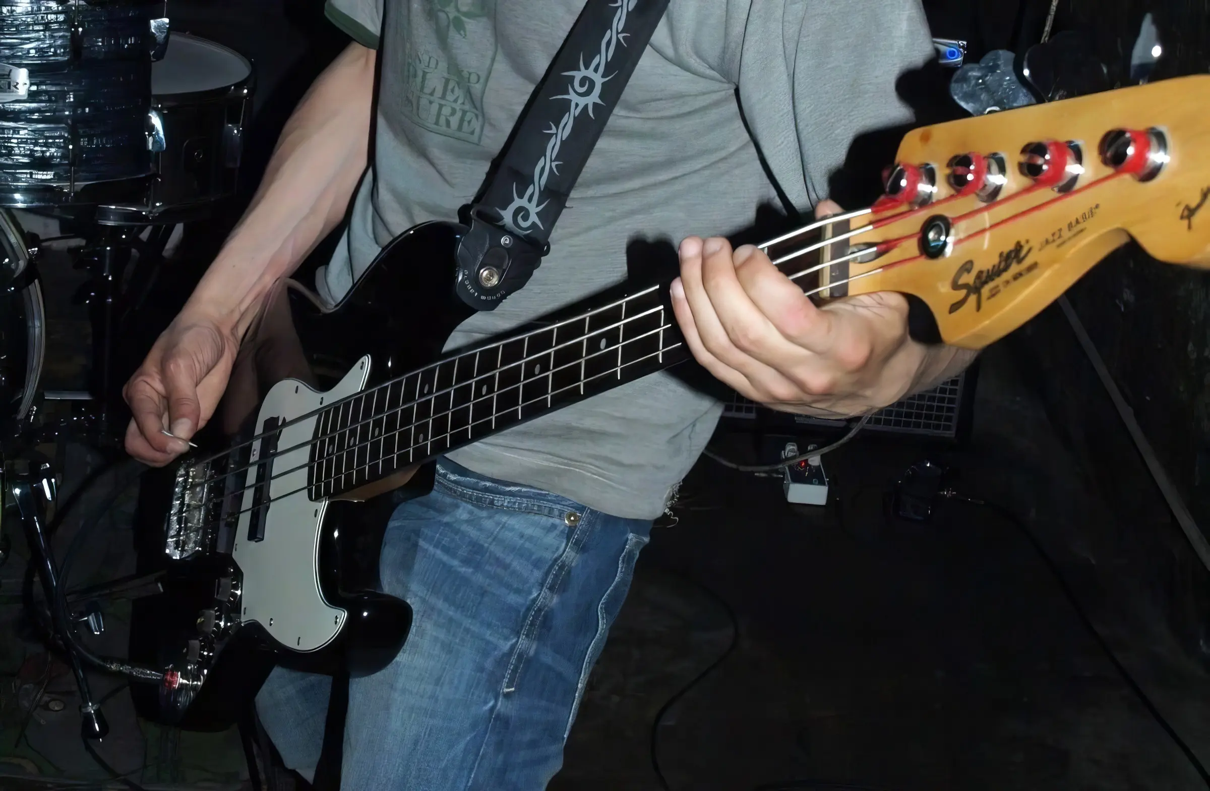 gitara squier jazz bass 1996