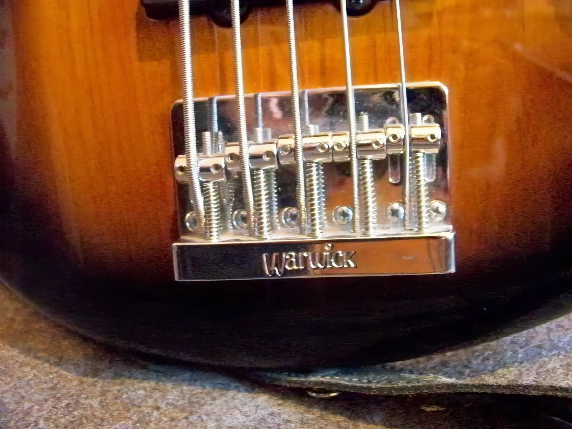 Przeciętny mostek gitara warwick corvette rock bass
