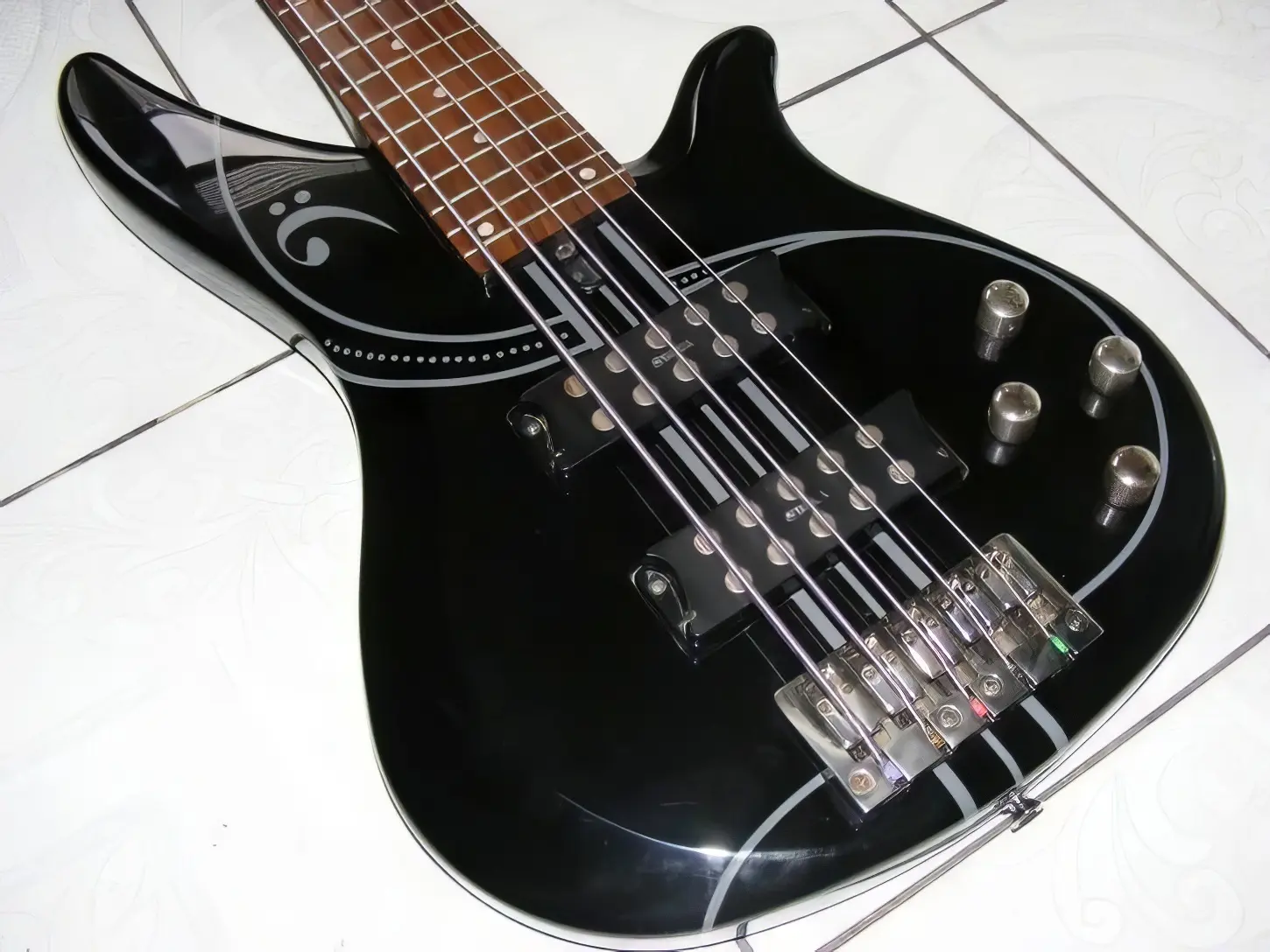 gitara yamaha rbx 375 custom