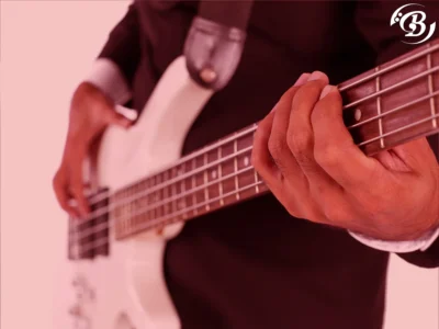 Filmy Pelometrazowe O Basistach Muzykach Zespolach